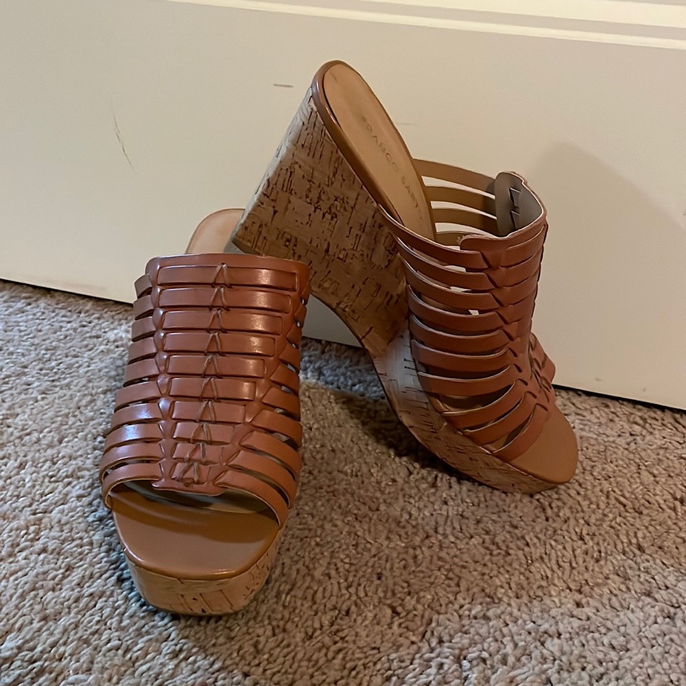 Franco Sarto Wedge Sandals, size 8